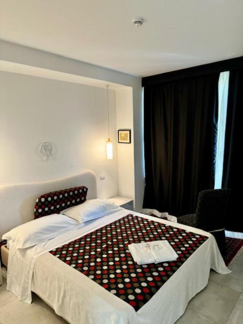 Cineapollo - Ogni Un Film! Aparthotel Messina